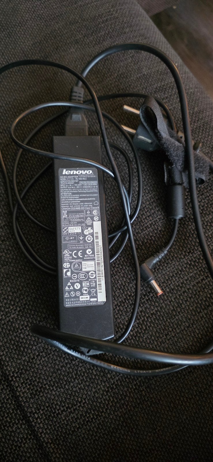 Lenovo AC/DC Adapter - Laptop Oplader, Computers en Software, Ophalen of Verzenden, Gebruikt, Lenovo