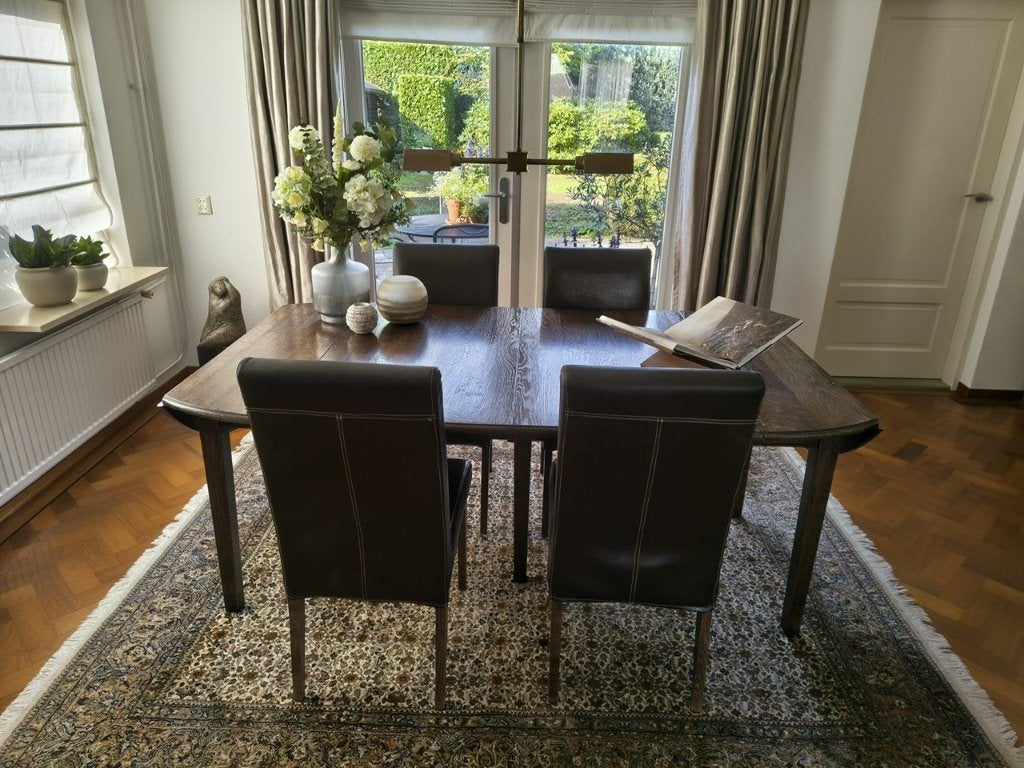 4 donker bruine leren eethoekstoelen, Huis en Inrichting, Ophalen, Gebruikt, Bruin, Leer