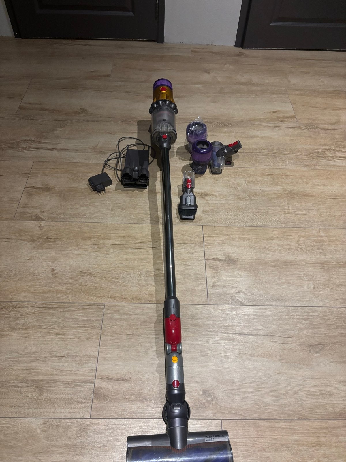 Dyson V12 detect slim absolute steelstofzuiger, Gebruikt, Draadloos, Ophalen of Verzenden, Dyson