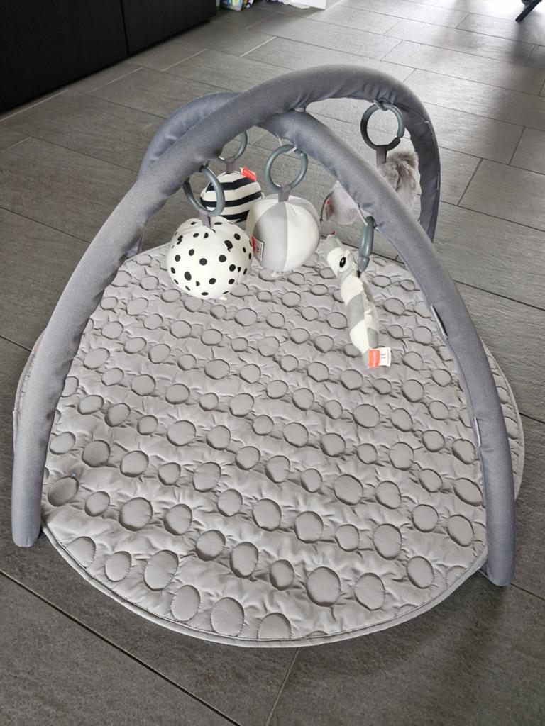 Done by deer babygym grijs, Kinderen en Baby's, Ophalen, Zo goed als nieuw, Babygym