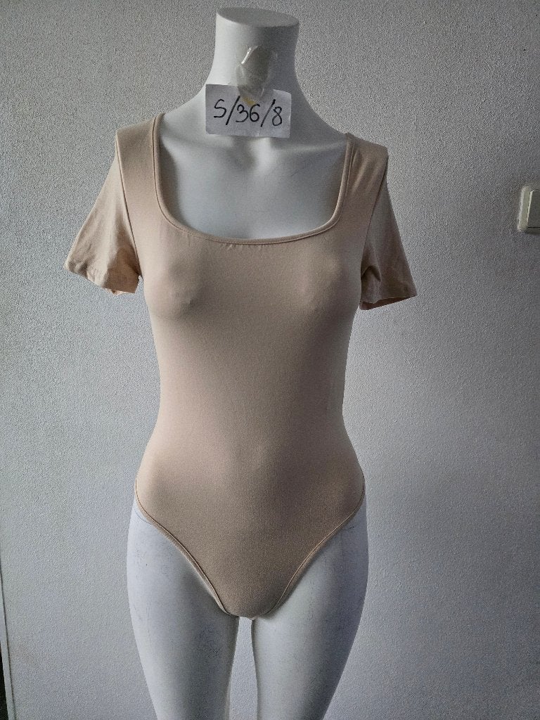 Nieuw Shein body maat S/36, Kleding | Dames, Beige, Nieuw, Ophalen of Verzenden, Korte mouw
