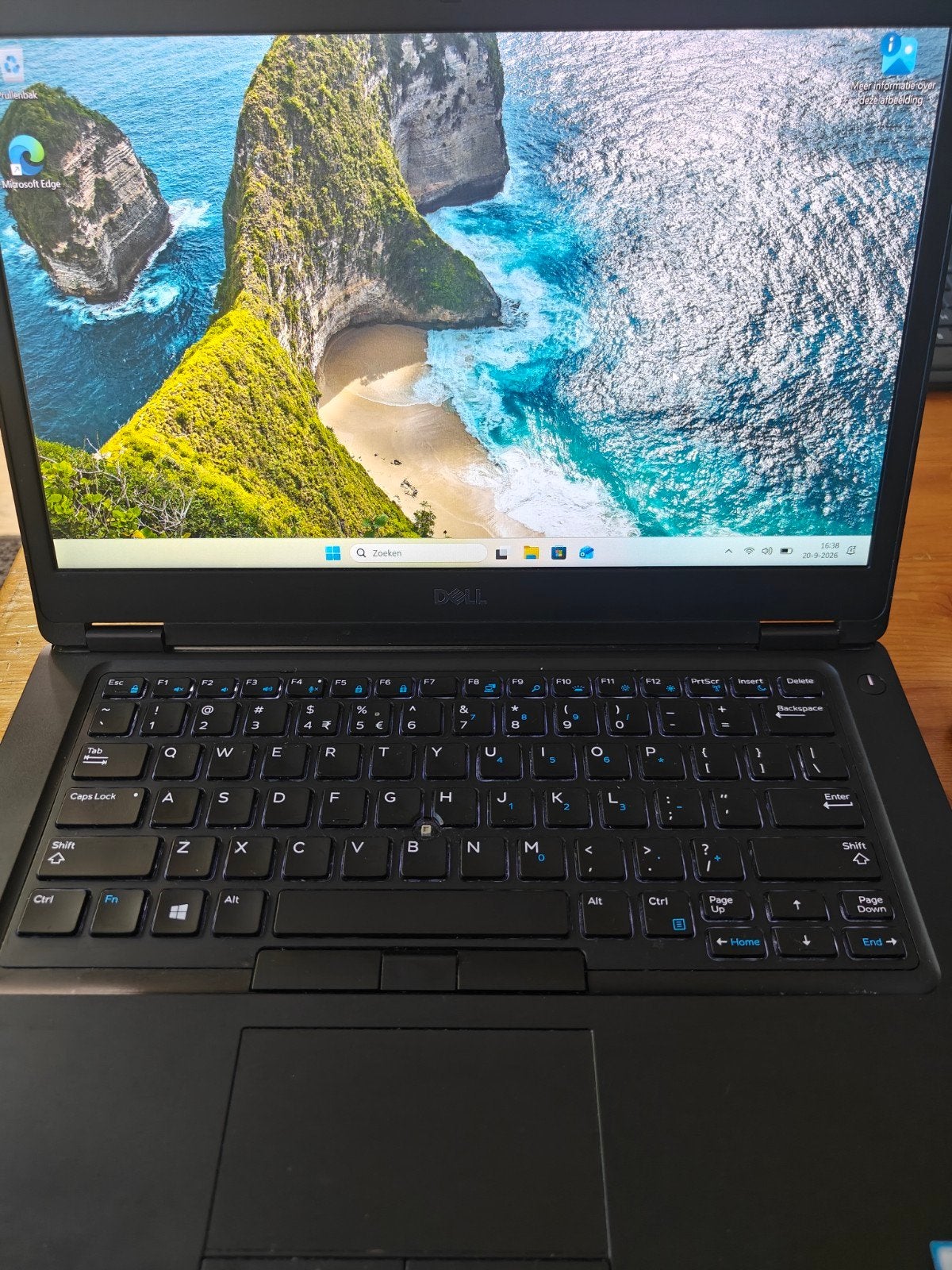 Dell Latitude 5490  i5-8350U, 8GB RAM, 250GB SSD, Win 11 Pro, 2 tot 3 Ghz, Qwerty, 8 GB, 14 inch
