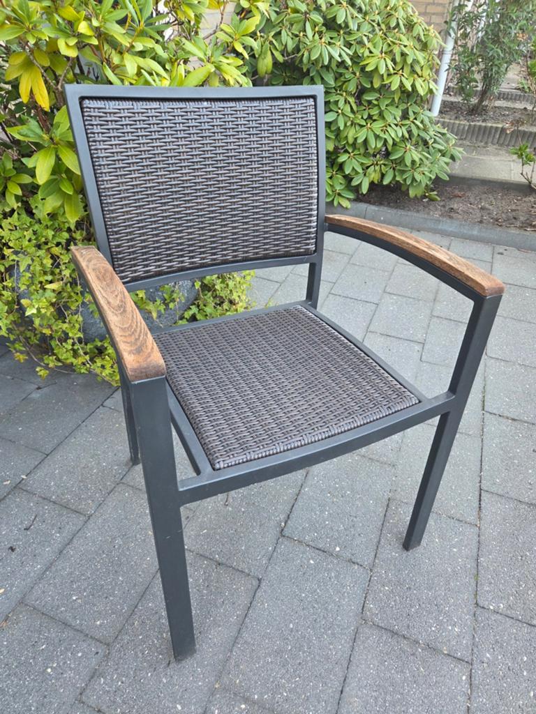 Mooie stapelbare wicker tuinstoelen, Tuin en Terras, Tuinstoelen, Ophalen, Gebruikt, Wicker, Stapelbaar