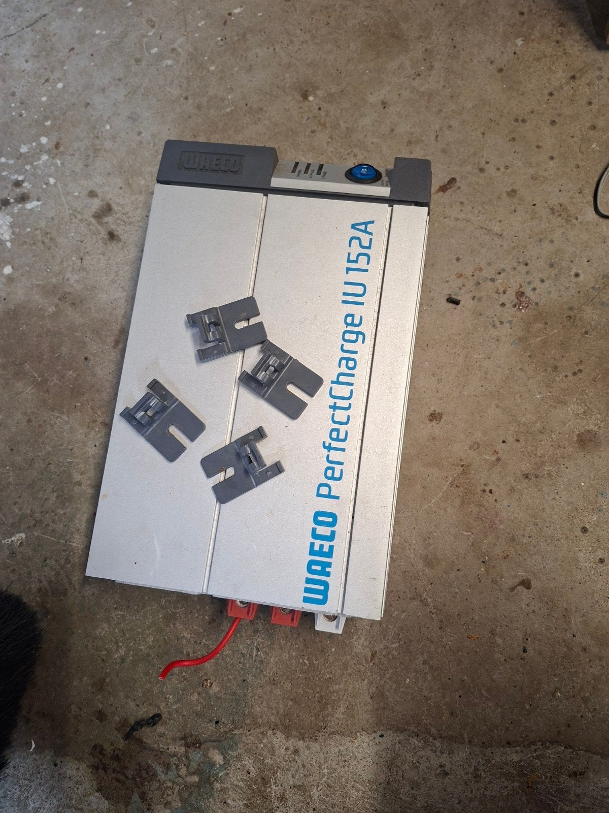 Waeco PerfectCharge IU152A acculader, Ophalen of Verzenden, Gebruikt