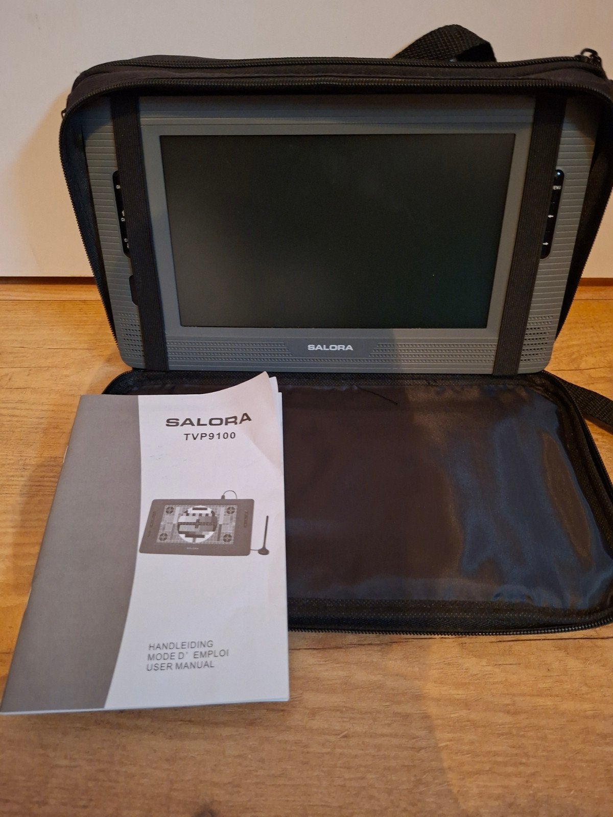 Salora TVP9100 Draagbare TV met Handleiding, Ophalen of Verzenden, Gebruikt, Minder dan 40 cm, Overige merken
