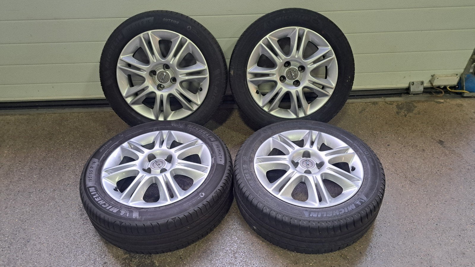 Opel Corsa sportvelgen + Michelin zomerbanden 195/55R16 91, Ophalen, Gebruikt, Michelin, 16 inch