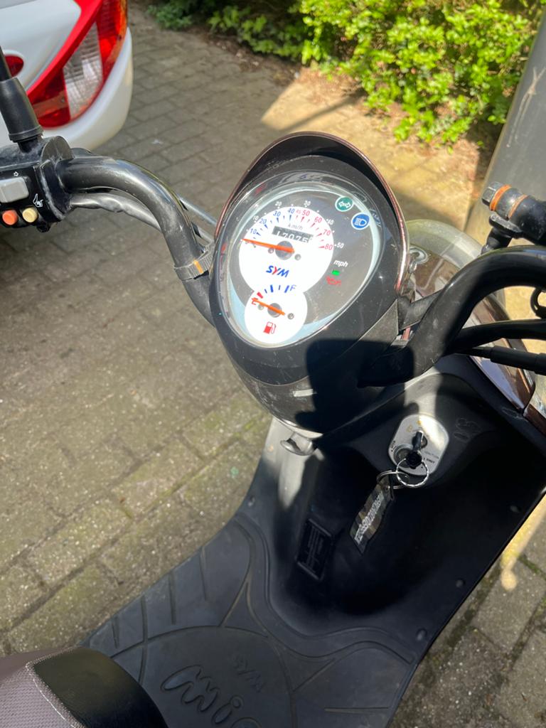 Leuke scooter - 500 euro of ruilen voor e-step met kenteken, Ophalen of Verzenden, Gebruikt, Mio