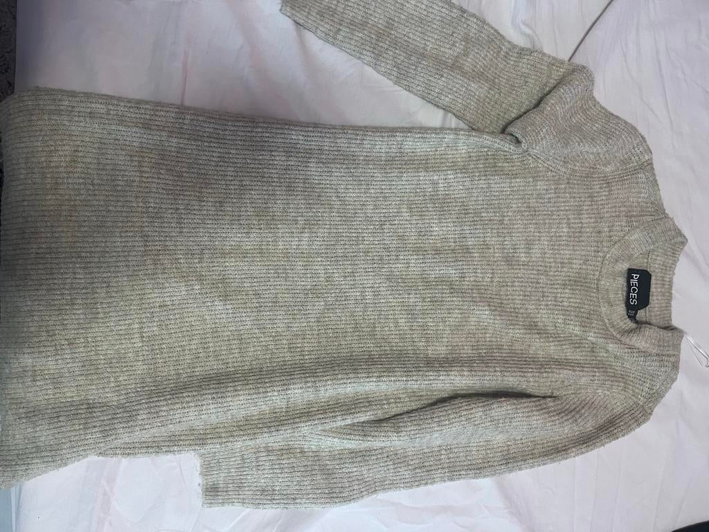 Pieces jurk, lekker warm, Kleding | Dames, Jurken, Beige, Ophalen of Verzenden, Maat 34 (XS) of kleiner, Gedragen