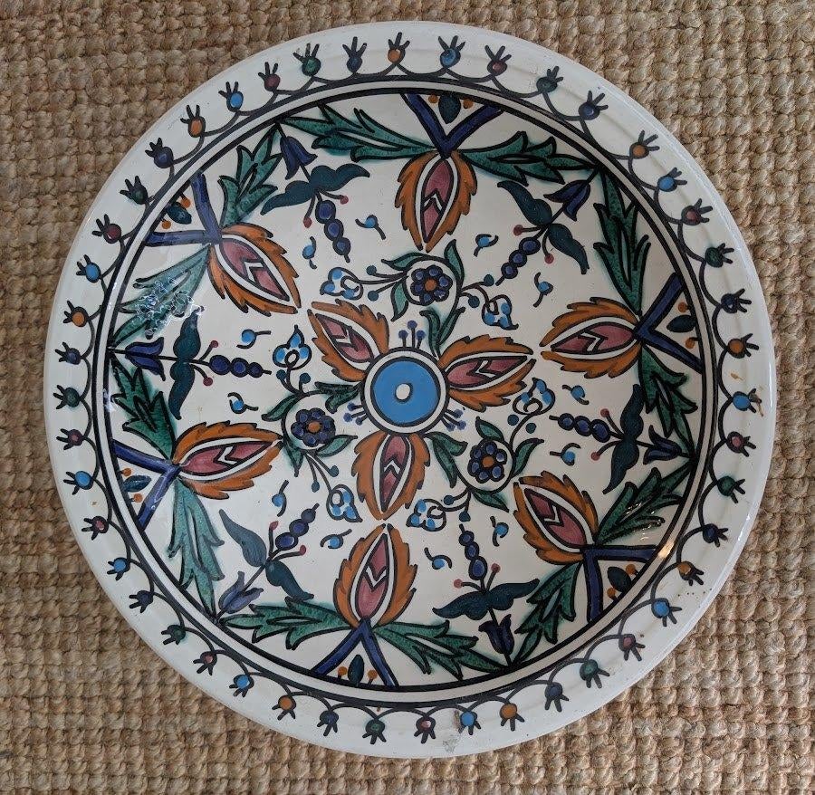 Schaal - handgemaakt in Tunesië - 33 cm, Gebruikt, Schaal, Rond, Ophalen of Verzenden