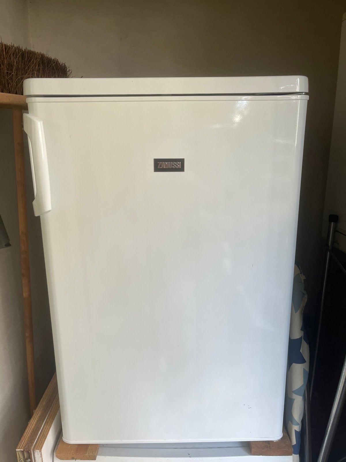Zanussi koelkast tafelmodel 155L, Gebruikt, Minder dan 60 cm, Vrijstaand, Ophalen