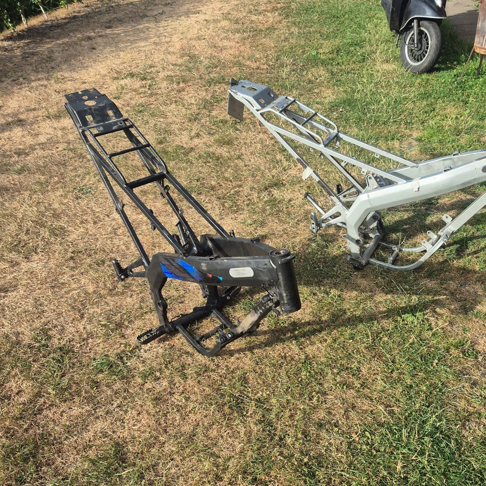 zwart derbi frame met wok, Ophalen, Gebruikt