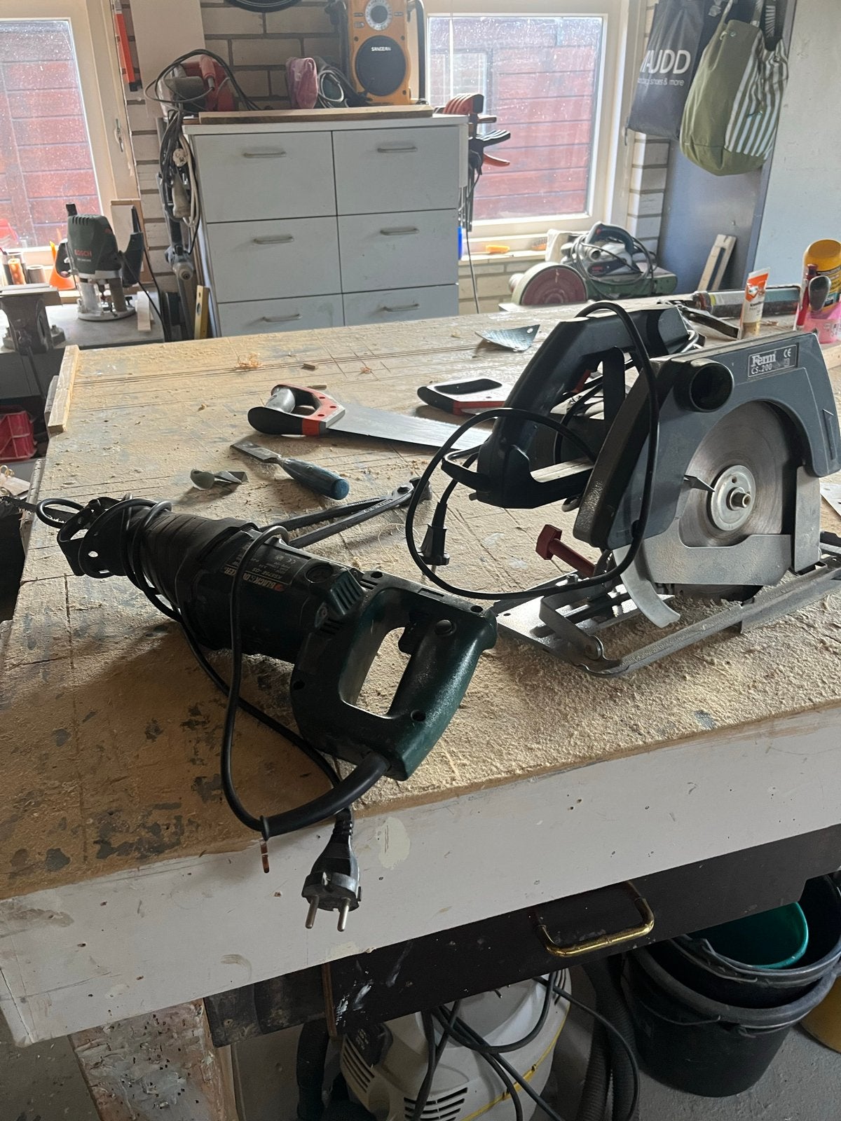 Cirkelzaag en Reciprozaag - Ferm & Black&Decker, Ophalen, Gebruikt, Cirkelzaag, 70 mm of meer