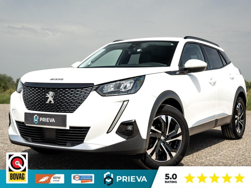 Peugeot 2008 1.2 PureTech Allure Pack 130PK Automaat GT Styl, Auto's, Peugeot, Gebruikt, Zwart, 129 pk, Leder en Stof