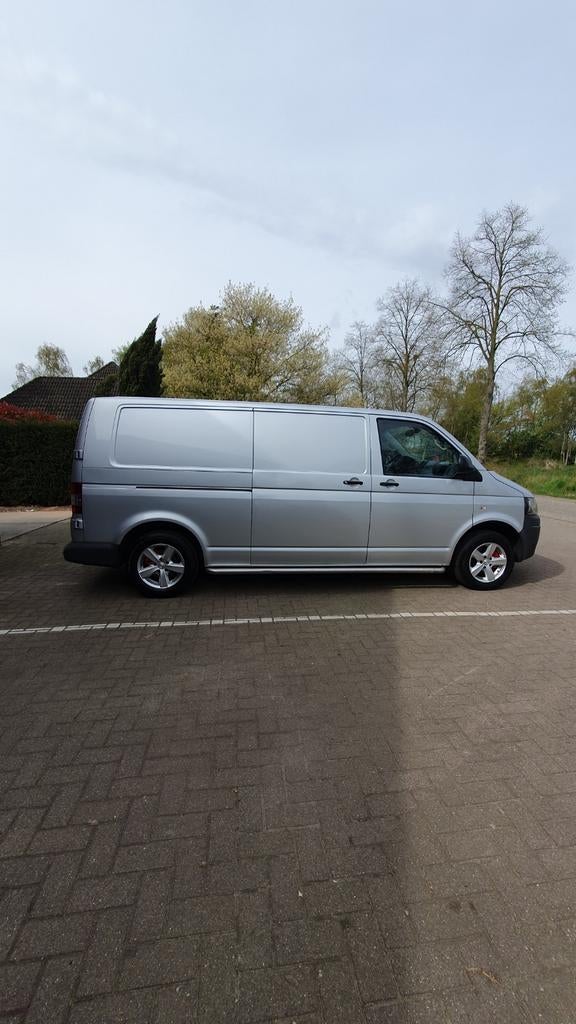 Volkswagen Transporter Bestel 2.0 D 103KW 2010, Voorwielaandrijving, 1748 kg, Zwart, 4 cilinders