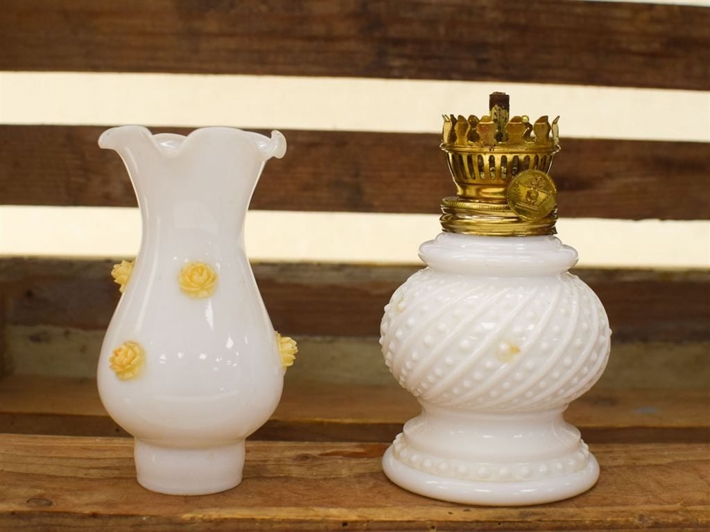 Vintage porseleinen olielampje 51671, Ophalen of Verzenden, Gebruikt