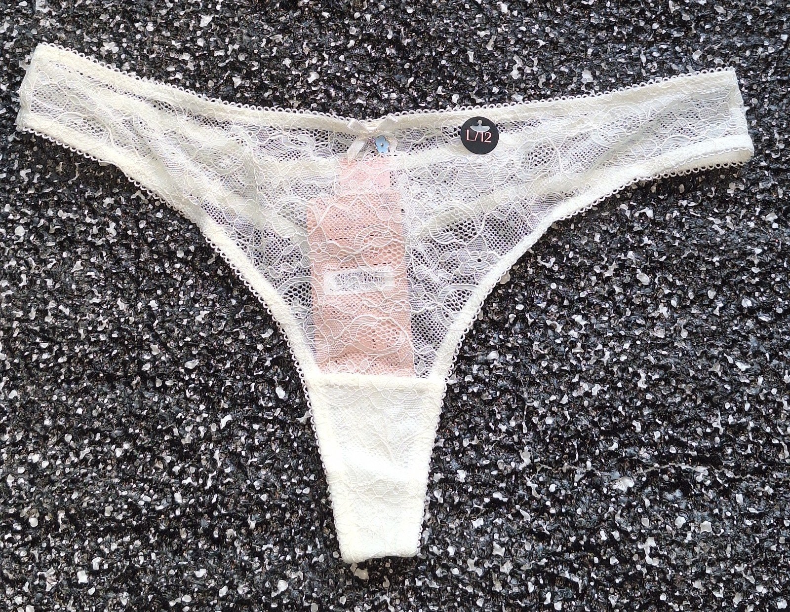 Sexy witte nieuwe string van Hunkemöller  maat L, Kleding | Dames, Ondergoed en Lingerie, Verzenden, Wit, String