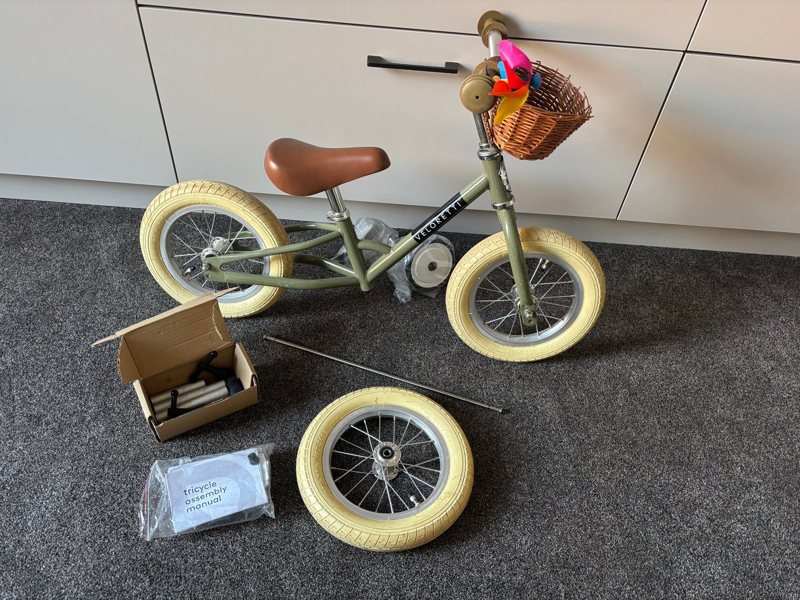 Veloretti Tricycle 2-in-1 Driewieler Loopfiets - als nieuw, Ophalen, Terugtraprem, Veloretti, Minder dan 16 inch