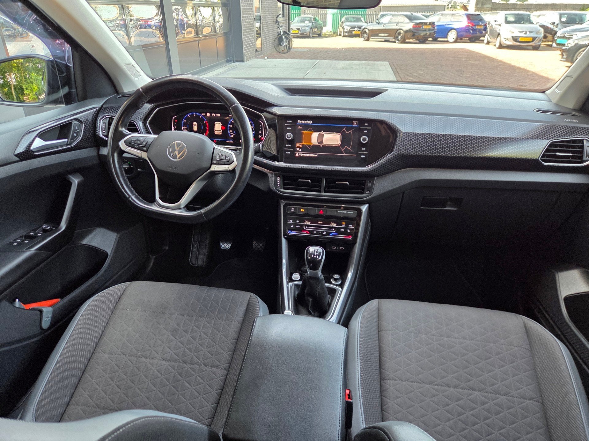 Volkswagen T-Cross 1.0 TSI Style | Virtual Cockpit, T-Cross, Gebruikt, Euro 6, Zwart