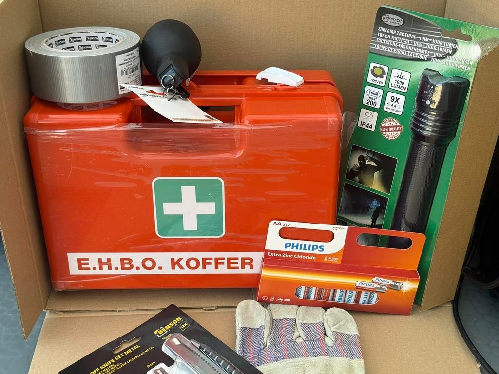 Noodpakket — met bhv koffer, Ophalen, Zo goed als nieuw