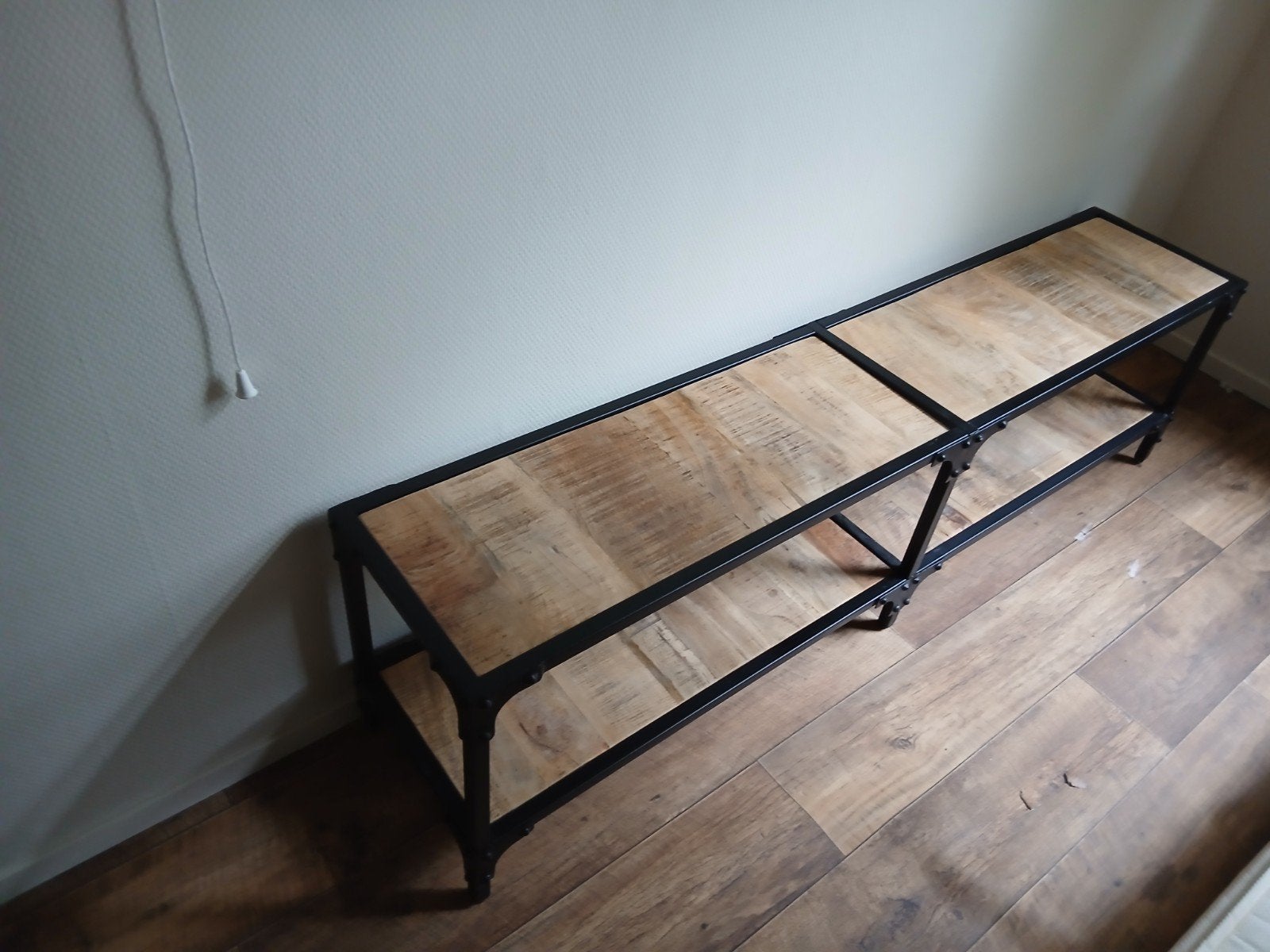 Tv kast mango, Huis en Inrichting, Tafels | Sidetables, Ophalen of Verzenden, Zo goed als nieuw, 25 tot 50 cm, Rechthoekig