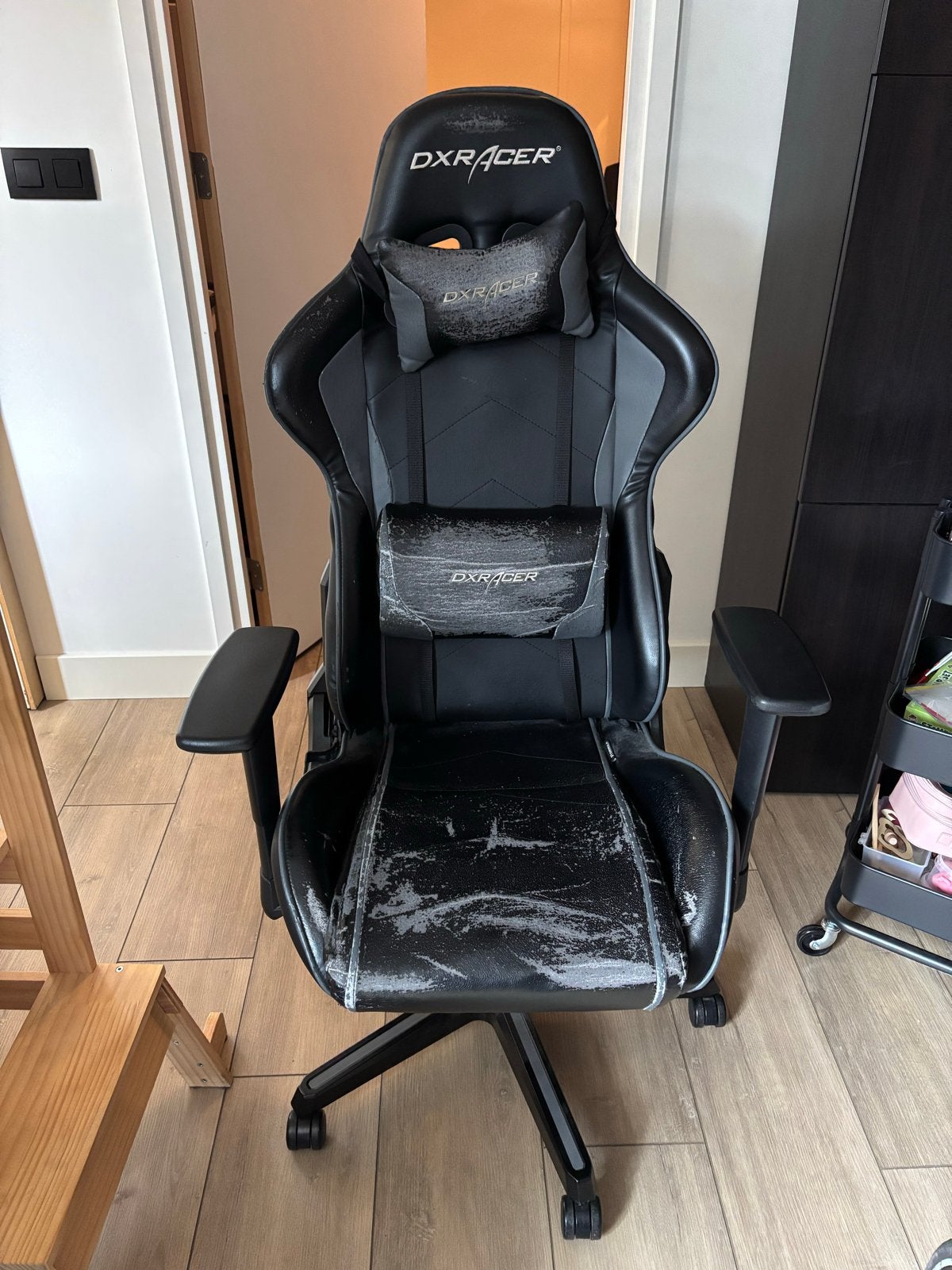 DXRacer Gaming Stoel - Gratis af te halen, Huis en Inrichting, Bureaustoelen, Ophalen, Gebruikt, Zwart, Gaming bureaustoel
