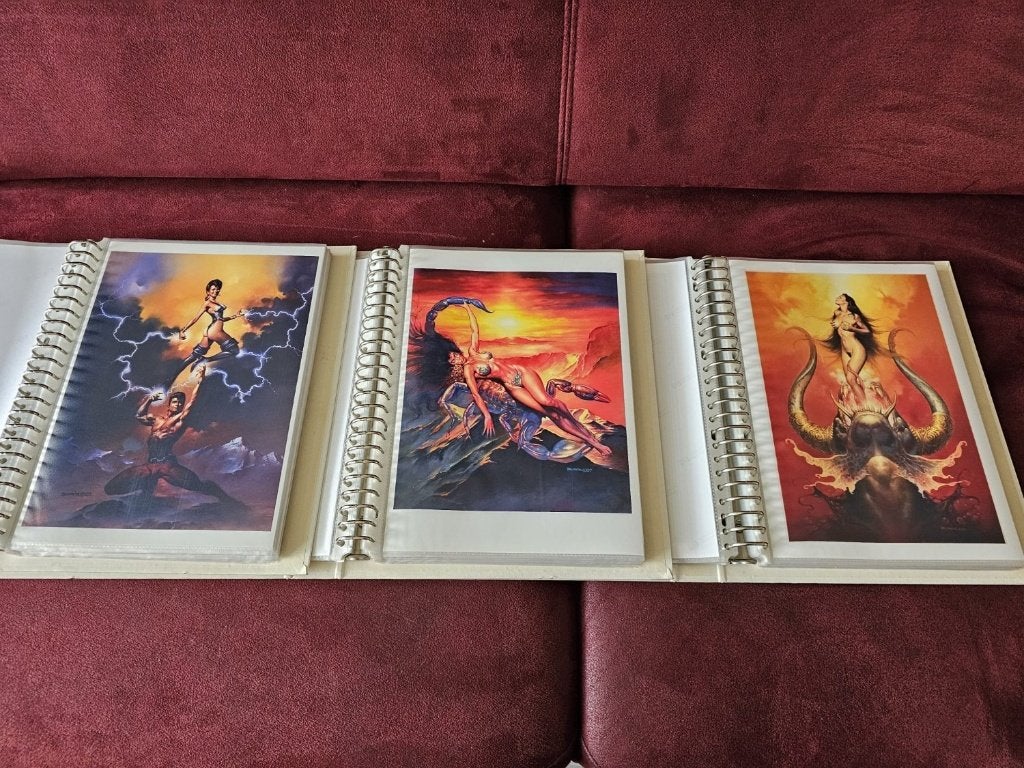 % 198 Boris Vallejo + cd fantasy art 3 mappen geprinte fotos, Verzamelen, Ophalen of Verzenden, Gebruikt, A4 of kleiner, Film en Tv
