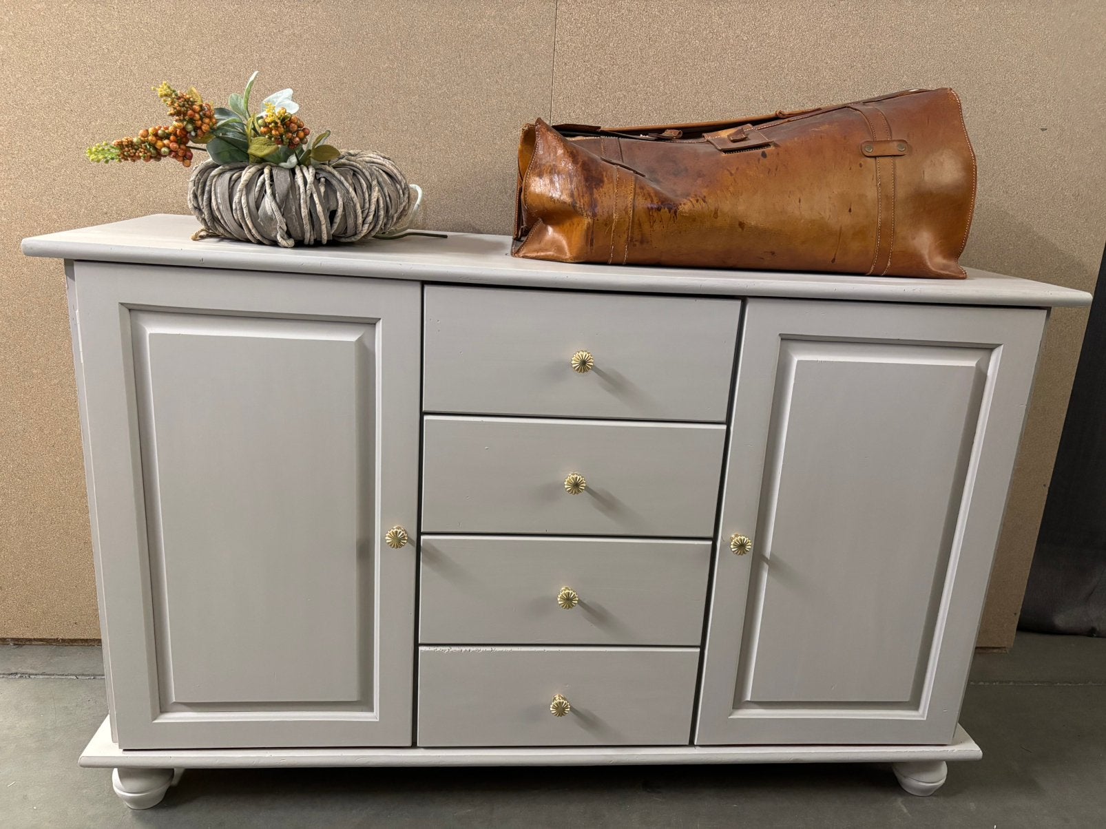 Vintage brocante commode / dressoir / ladekast, Ophalen, Studio Larilo, 100 tot 150 cm, Studiolarilo@gmail.com