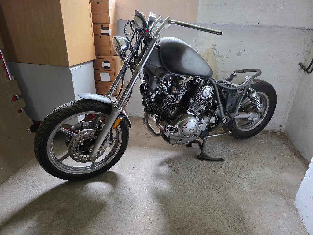 Yamaha XV 750 Virago, 750 cc, 2 cilinders, Gebruikt, Sportuitlaat