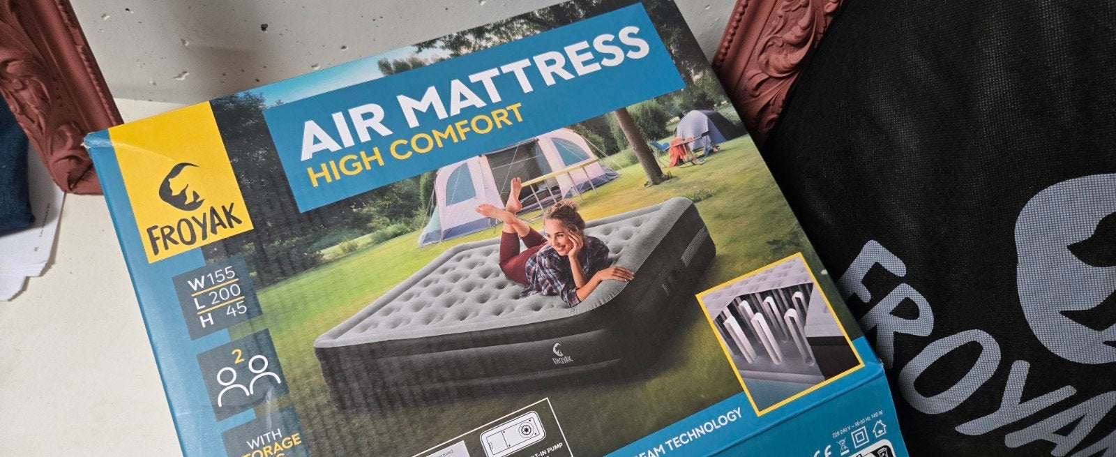 Air mattress self inflatable., Eén persoon