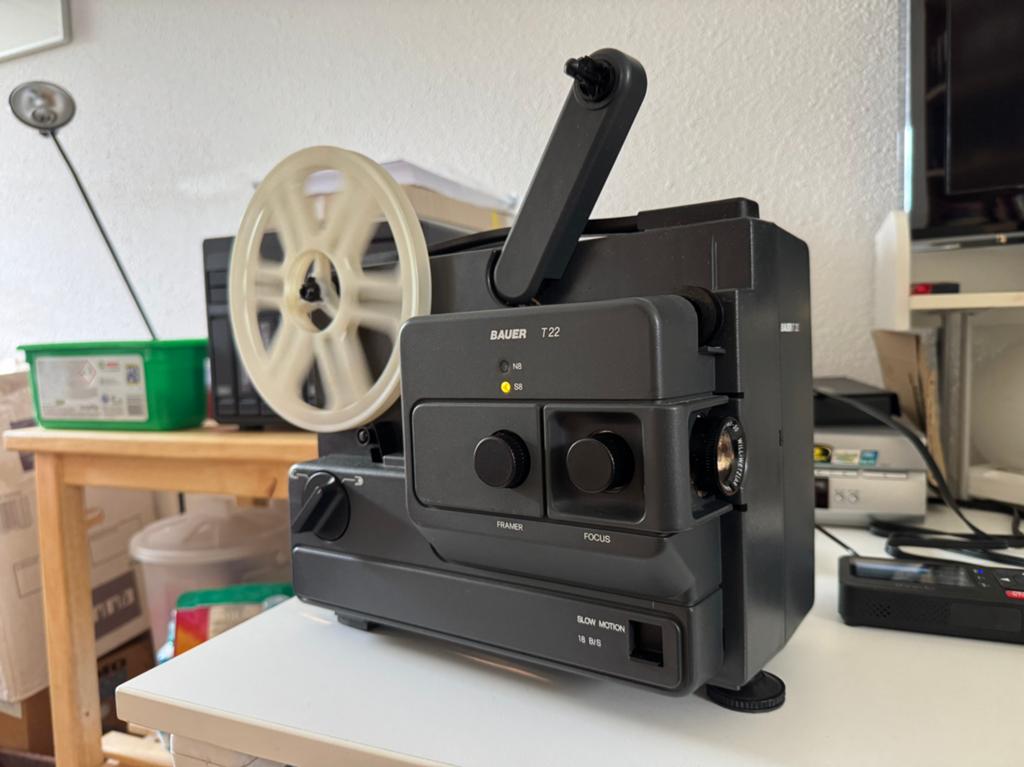 Goed werkende Bauer T-22 Super8 Filmprojector, Verzamelen, Fotografica en Filmapparatuur, Ophalen of Verzenden, 1980 tot heden