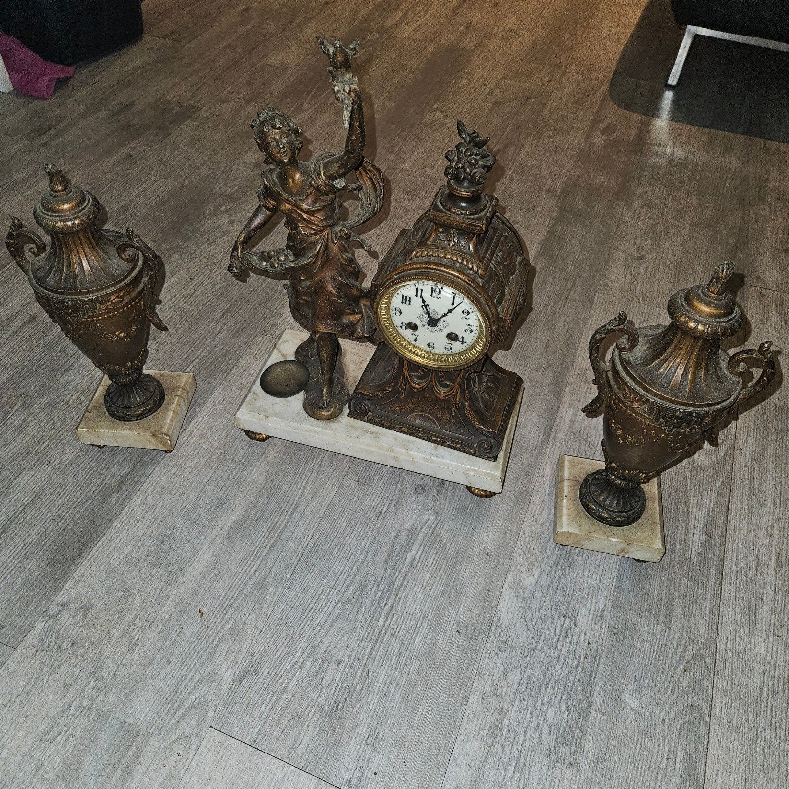 Antieke bronzen klok met beelden en vazen, Japy Frères, Antiek en Kunst, Ophalen of Verzenden