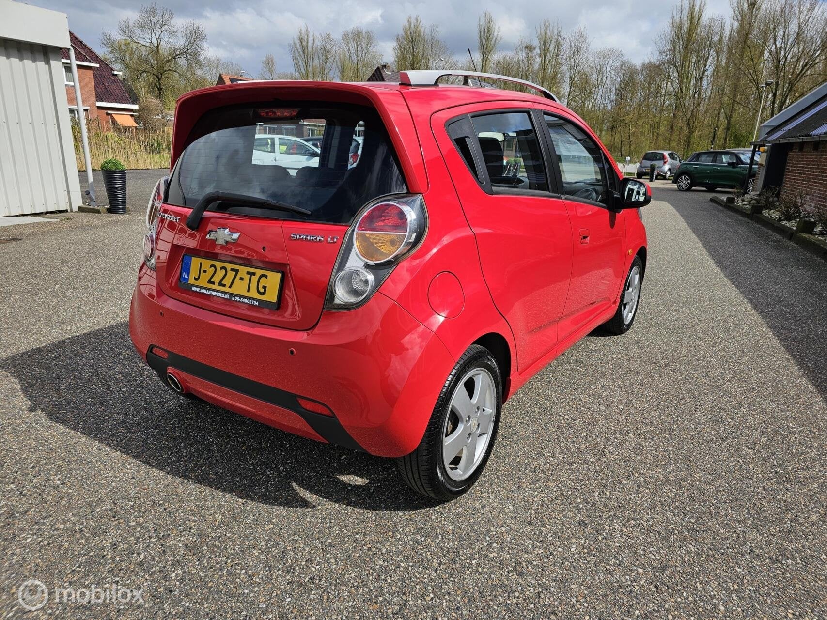 Chevrolet Spark 1.2 16V LT Clim.-contr. I El.-pakket. I Boek, Voorwielaandrijving, Gebruikt, 4 cilinders, 82 pk