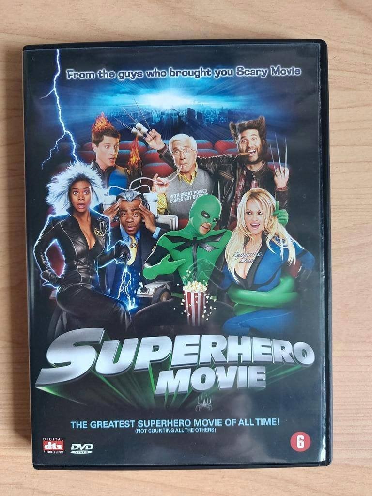 Superhero Movie - Leslie Nielsen van Naked Gun, Alle leeftijden, Ophalen of Verzenden, Zo goed als nieuw, Actiekomedie