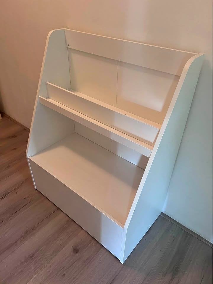 Witte Boekenkast voor Kinderen - IKEA Flisat Stijl, Huis en Inrichting, Zo goed als nieuw, Kinderkamer, Modern, Scandinavisch