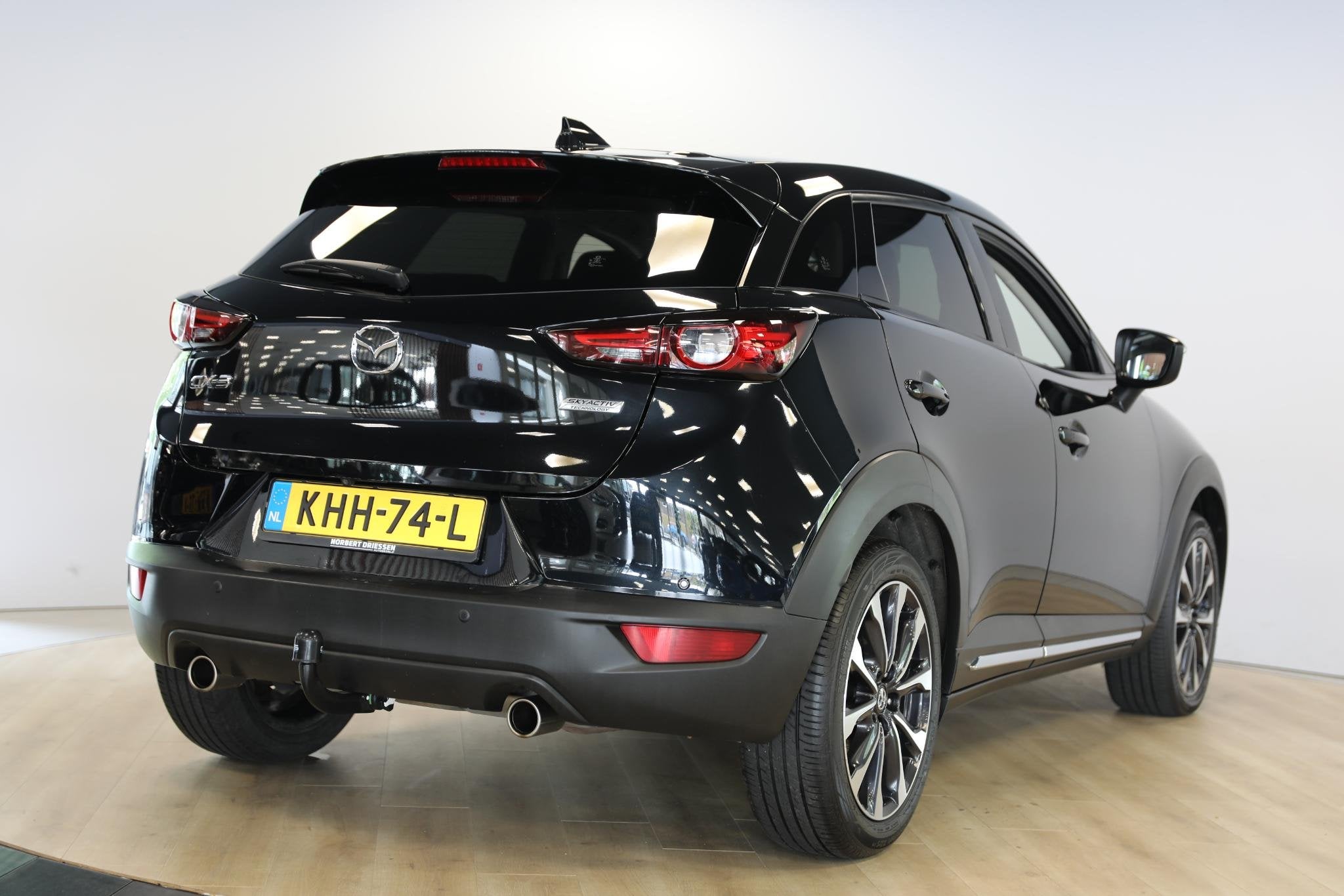 Mazda CX-3 2.0 SkyActiv-G 120 GT-M | Trekhaak | Head-up | Cr, 1998 cc, 4 cilinders, Leder en Stof, Zwart