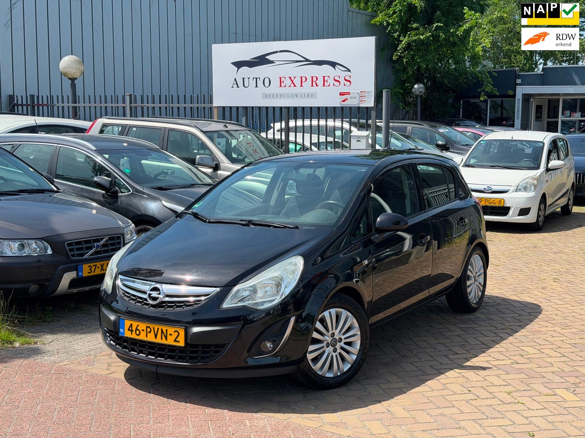 Opel Corsa 1.4-16V Edition/Airco/Cruise/Navigatie/Nap/Apk/2E, Auto's, Opel, Euro 5, Gebruikt, 1398 cc, 4 cilinders