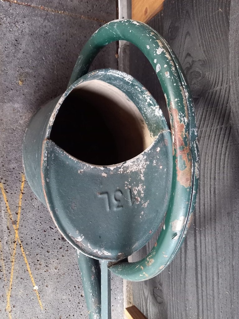 Authentieke ijzeren groene gieter - decoratie - 13 liter, Tuin en Terras, Ophalen, Gebruikt, IJzer