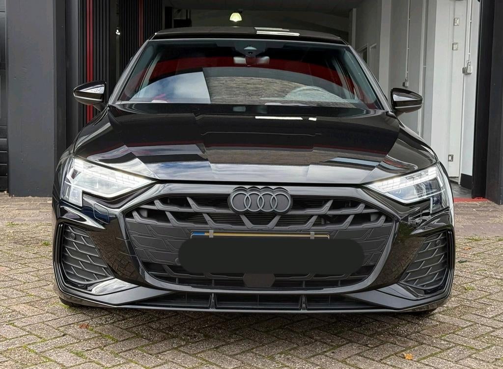 Audi A3 35 3xS-Line RS zetels 2024 Zwart panoramadak, 1300 kg, 1498 cc, Euro 6, 4 cilinders