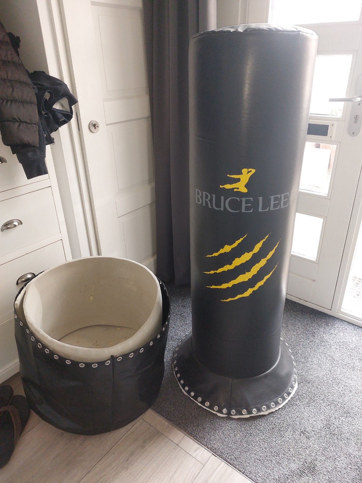 Bruce Lee Vechtsport Bokszak - Zo goed als nieuw, Ophalen, Zo goed als nieuw, Overige, Vechtsportmateriaal