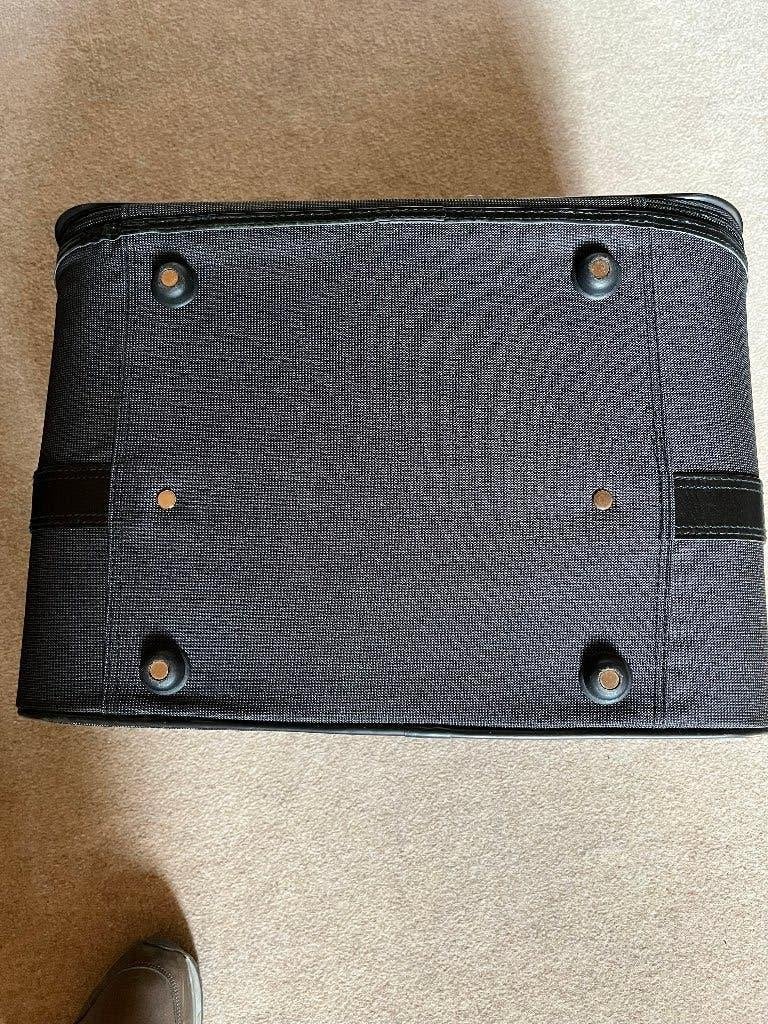 Foto 5 van Roadster Kofferset BMW Z3 Roadsterbag Nieuwstaat VASTE PRIJS