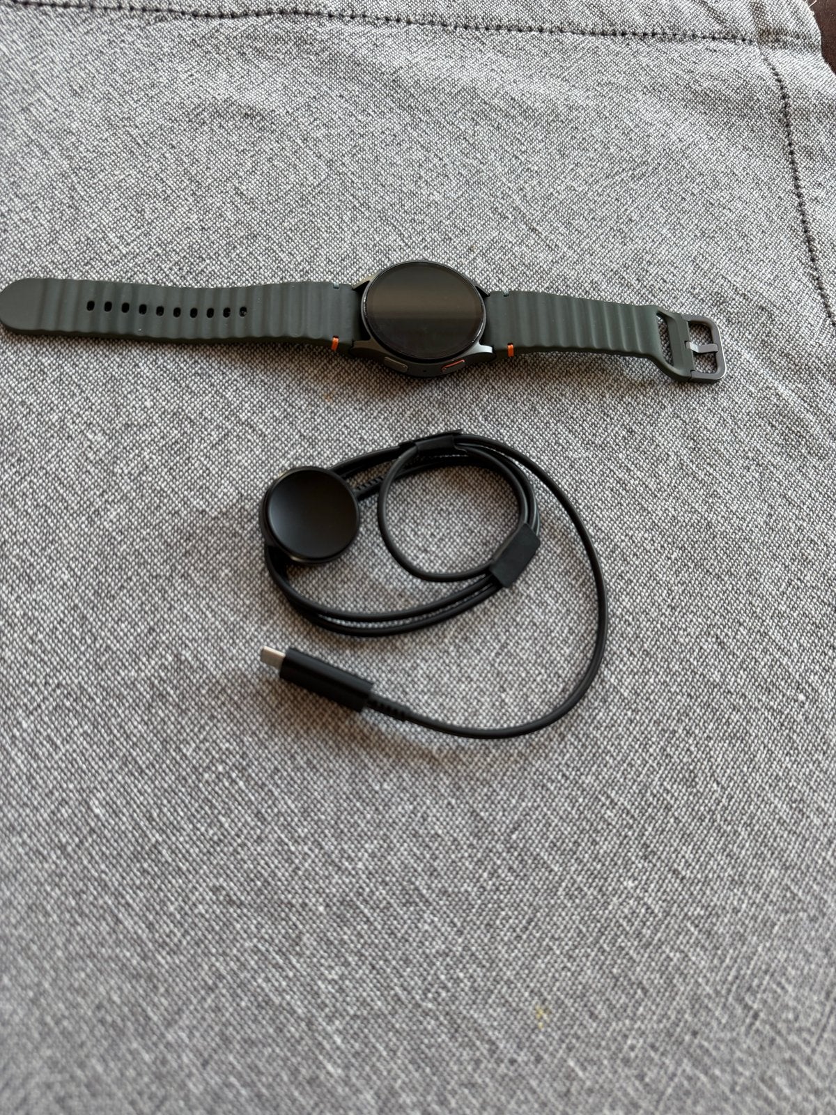 Samsung Galaxy Watch 7 LTE 40mm, Hartslag, Ophalen of Verzenden, Zo goed als nieuw, Waterdicht