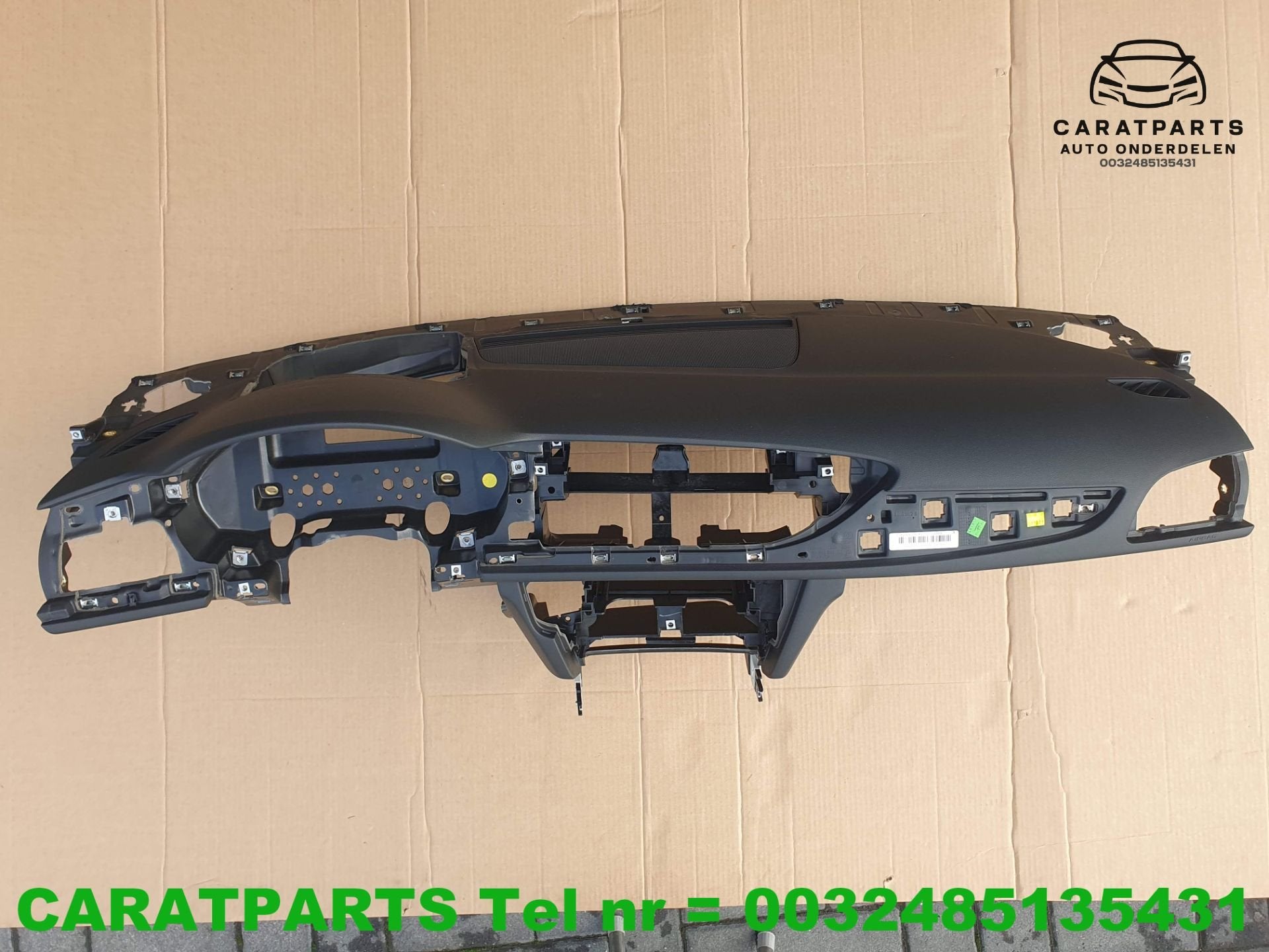 4G1857001E a6 dashboard A6 dashboard voor head up model, Auto-onderdelen, Dashboard en Schakelaars, Gebruikt, AUDI AG, Auto-Union-Strasse 1
85045  Ingolstadt, DE