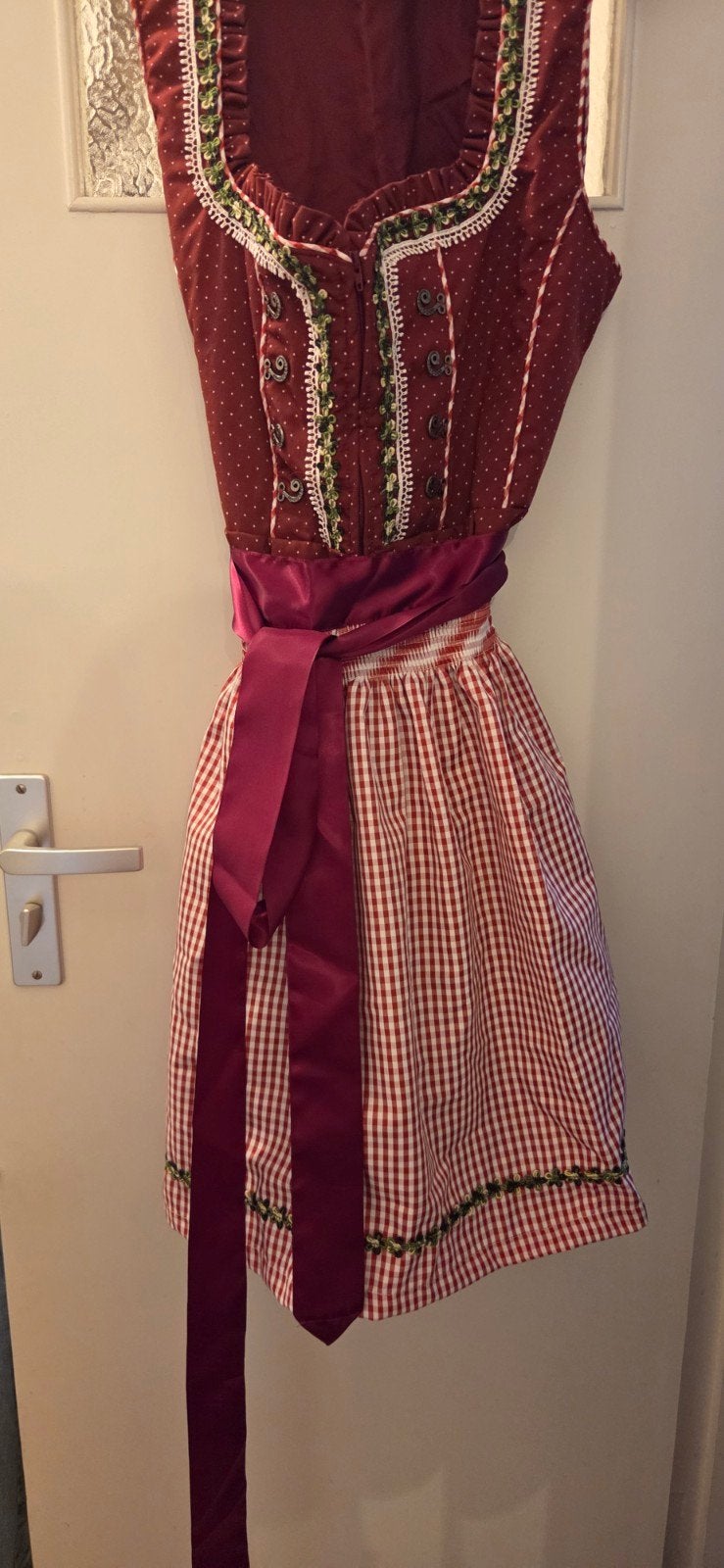 Dirndl jurk bordeauxrood maal L, Kleding | Dames, Jurken, Maat 42/44 (L), Nieuw, Ophalen of Verzenden, Onbekend