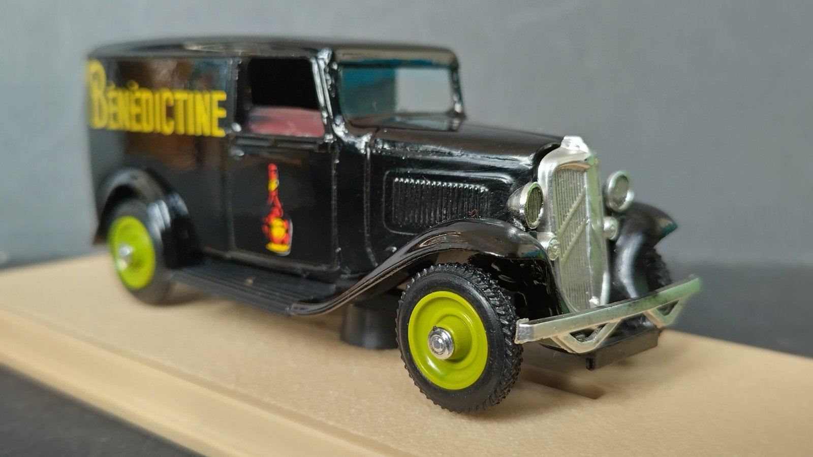 Citroen 500 Kgs 1934 Benedictine 1:43 Eligor Pol, Overige merken, Auto, Verzenden, .