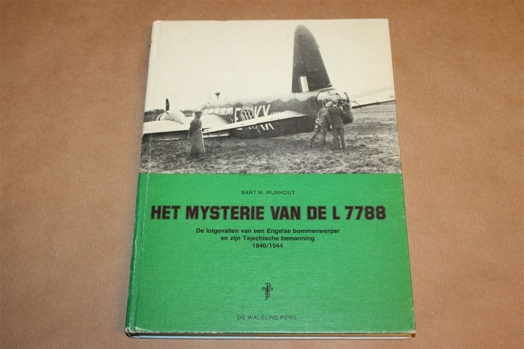 Het Mysterie van de L 7788 — Engelse Bommenwerper 1940-1944, Ophalen of Verzenden, Tweede Wereldoorlog, Gelezen, Overige onderwerpen