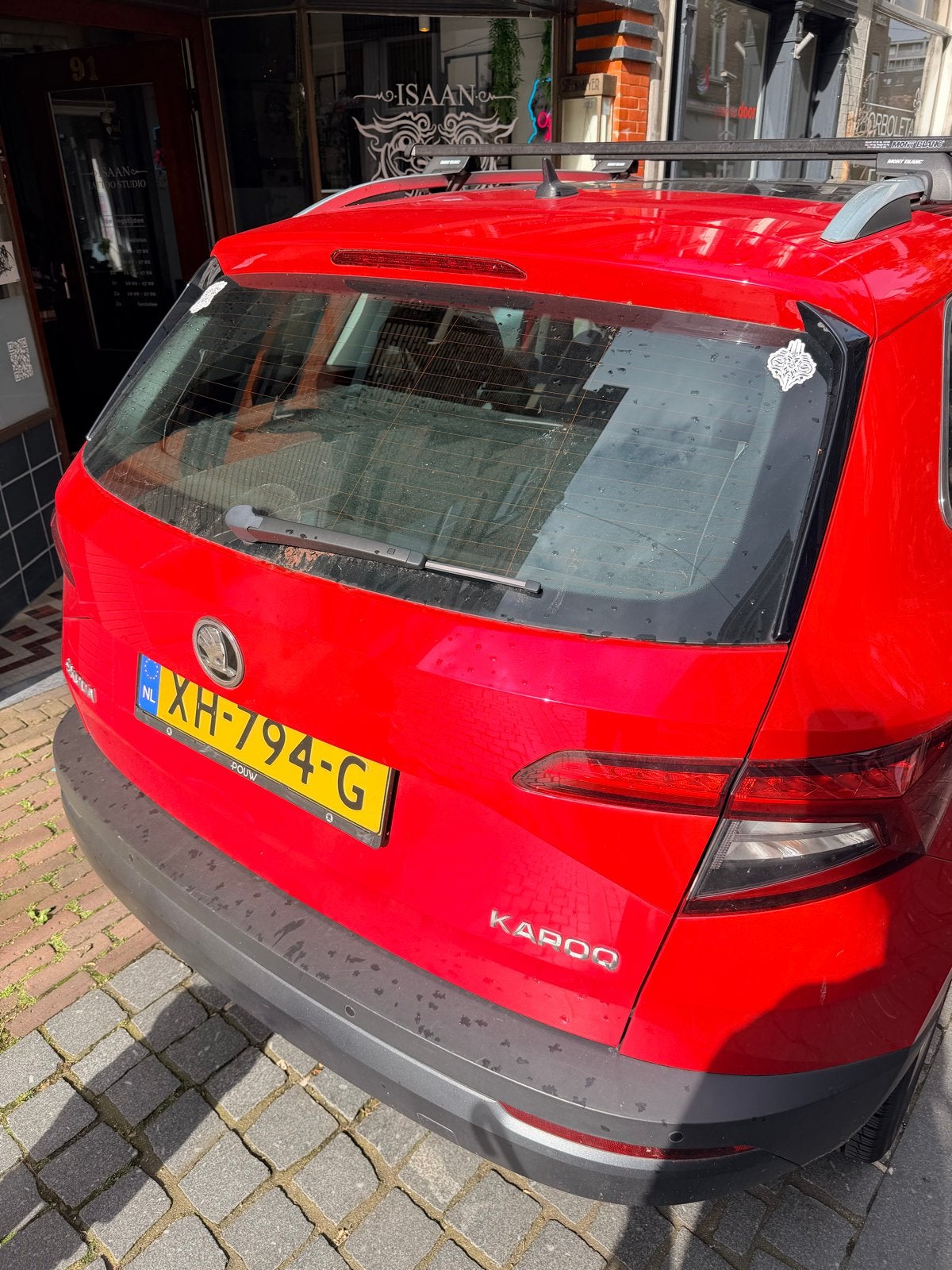 Skoda Karoq 1.0 TSI Greentech 115pk 2018 Rood -, Auto's, Voorwielaandrijving, 680 kg, 1261 kg, 1200 kg