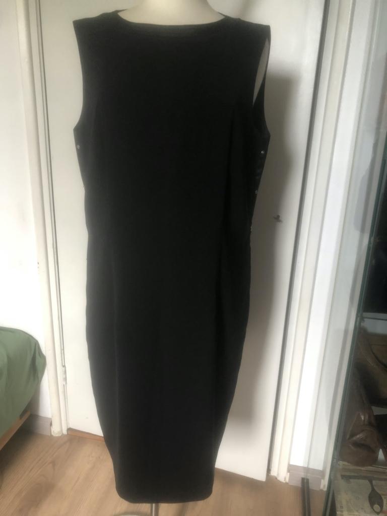 APRIORI mouwloze zwarte jurk maat L met fraaie zijkanten, Kleding | Dames, APRIORI, Zwart, Maat 42/44 (L), Ophalen of Verzenden
