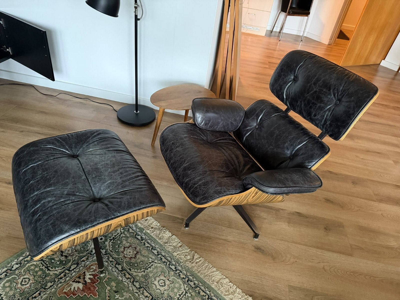 vitra eames lounge chair& ottoman jaren 70 a 80, Gebruikt, Ophalen of Verzenden, Eames stijl, Modern, Lounge, 75 tot 100 cm