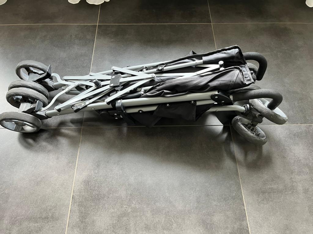 Buggy, Kinderen en Baby's, Buggy's, Ophalen of Verzenden, Zo goed als nieuw