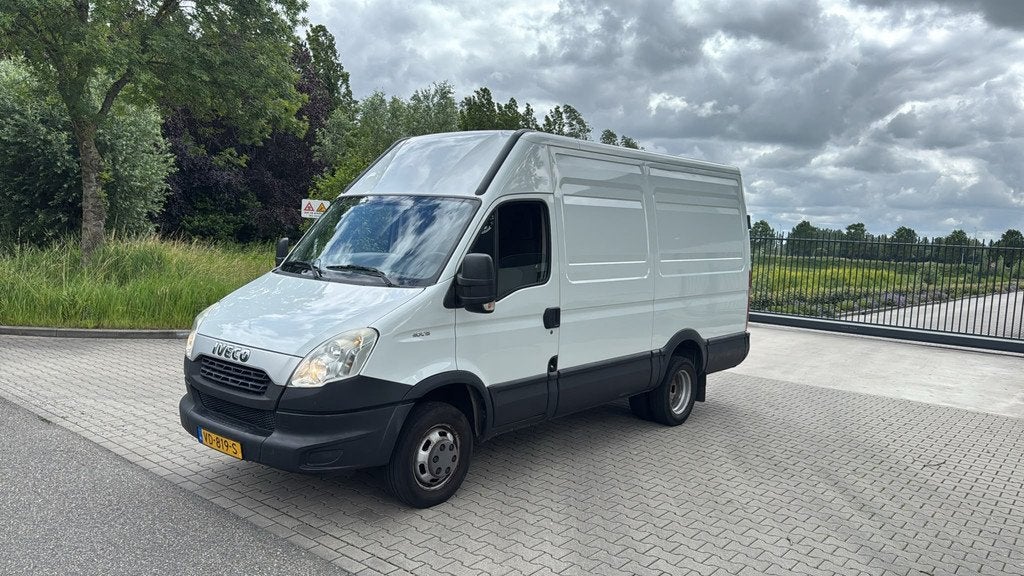Iveco Daily 40C15V 330 H3 170.000 NAP AIRCO DUBBEL LUCHT WIT, Euro 5, Achterwielaandrijving, Gebruikt, Iveco